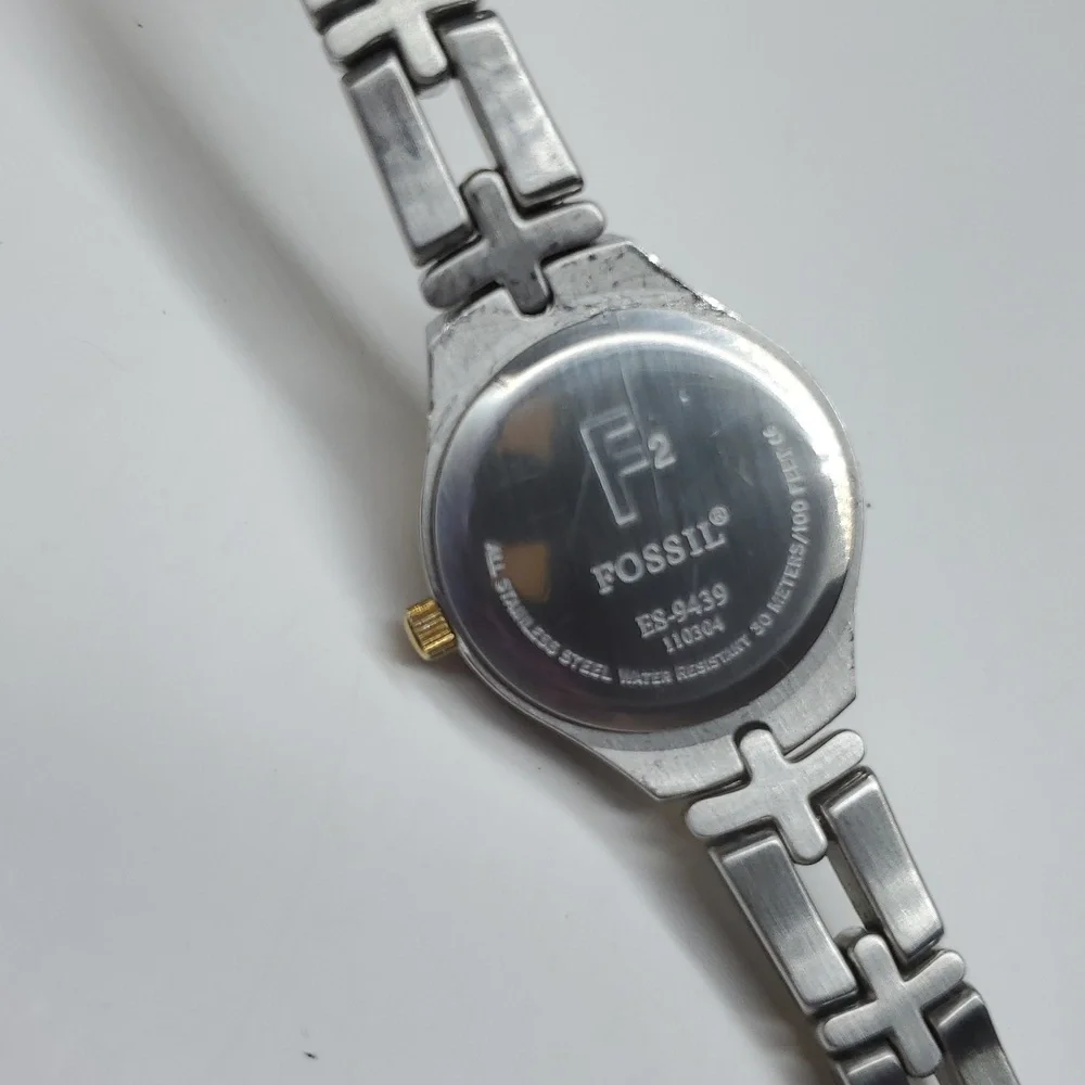 Vintage Fossil F² Watch ES9439 Two Tone Gold Silver Stainless Steel Gold